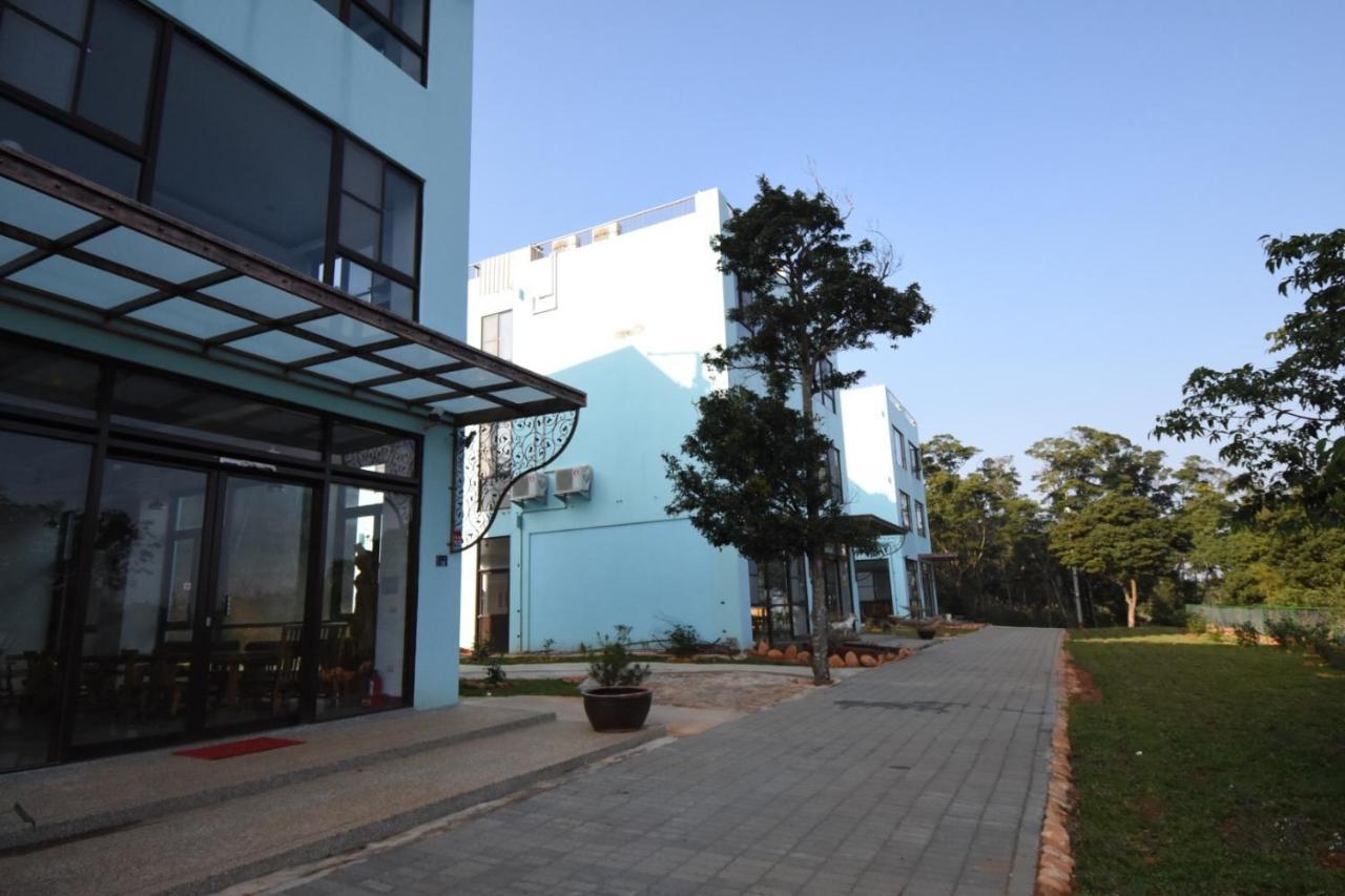 巨缿民宿巨象民宿 Sanyi Exteriér fotografie